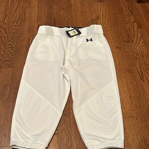 Under armour tapered fit baseball pants loose size medium brand new with tags
